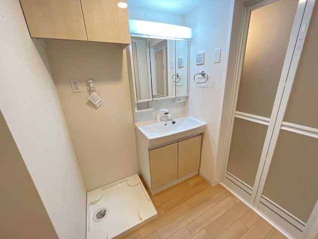 ��ʌ�����s�˒˓�S���ڂ̃A�p�[�g�̐��ʏ�