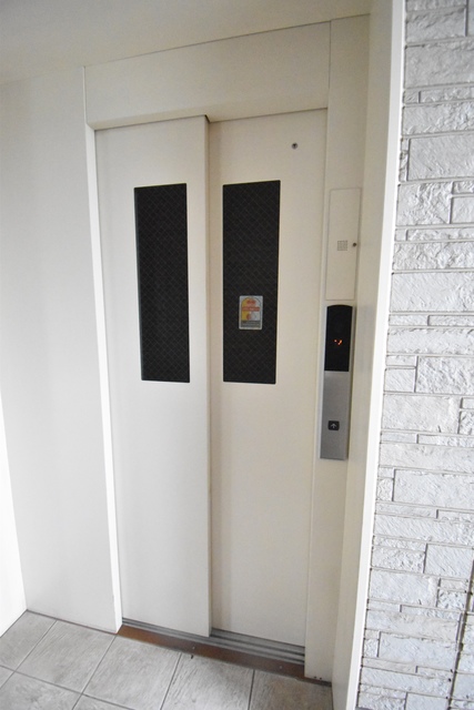 ��ʌ��������܎s�΋�厚�����̃A�p�[�g�̂��̑�