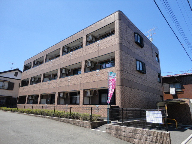 ��ʌ�����s�厚���s���т̃}���V�����̌����O��