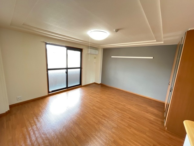 ��ʌ�����s�厚���s���т̃}���V�����̋��ԁE���r���O