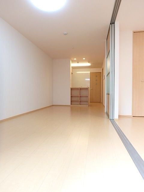 ��ʌ��������܎s�����擌��{�P���ڂ̃A�p�[�g�̋��ԁE���r���O