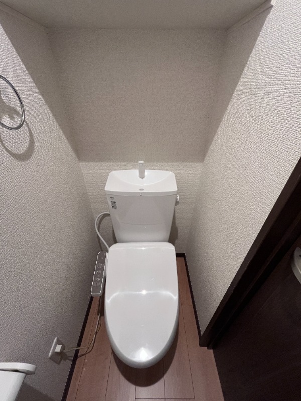 ��ʌ��������܎s�������a�c���Q���ڂ̃A�p�[�g�̃g�C��