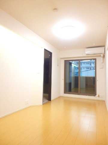 ��ʌ��z�J�s�퐶���̃A�p�[�g�̋��ԁE���r���O