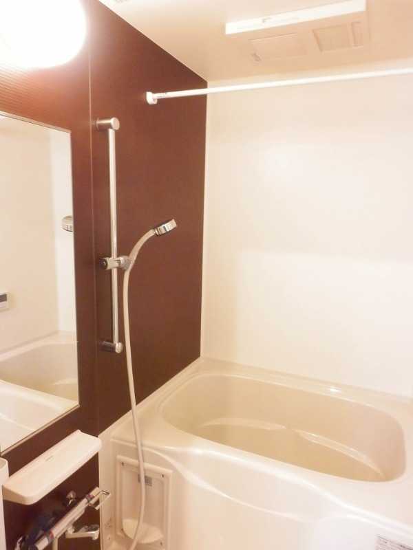 ��ʌ��z�J�s�퐶���̃A�p�[�g�̃o�X