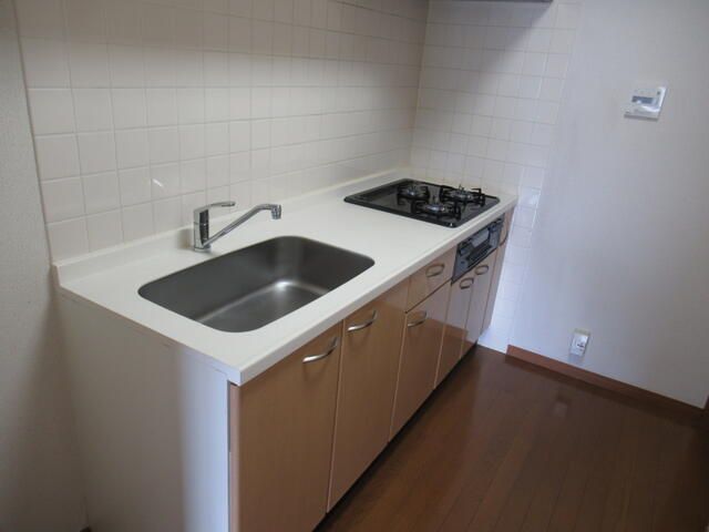 ��ʌ�����s�k����P���ڂ̃}���V�����̃L�b�`��