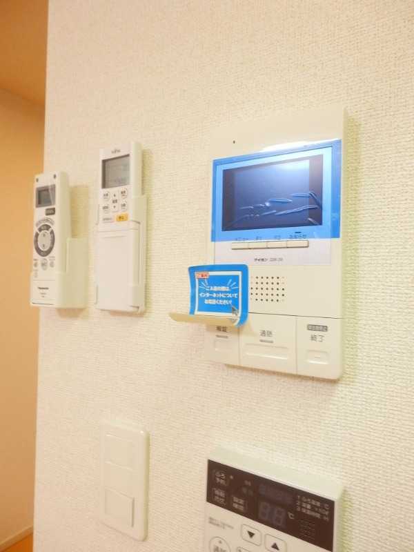 ��ʌ��z�J�s�퐶���̃A�p�[�g�̂��̑�