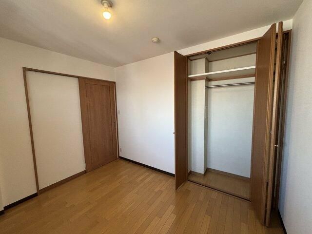 ��ʌ�����s�˒˂S���ڂ̃}���V�����̎��[