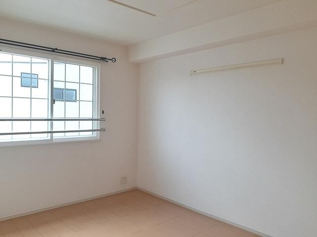 ��ʌ��z�J�s���C�N�^�E���P���ڂ̃A�p�[�g�̂��̑������E�X�y�[�X