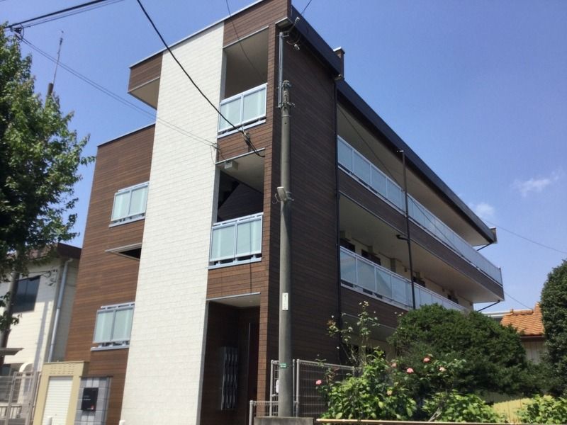 ��ʌ���ˎs�O�����̃}���V�����̌����O��