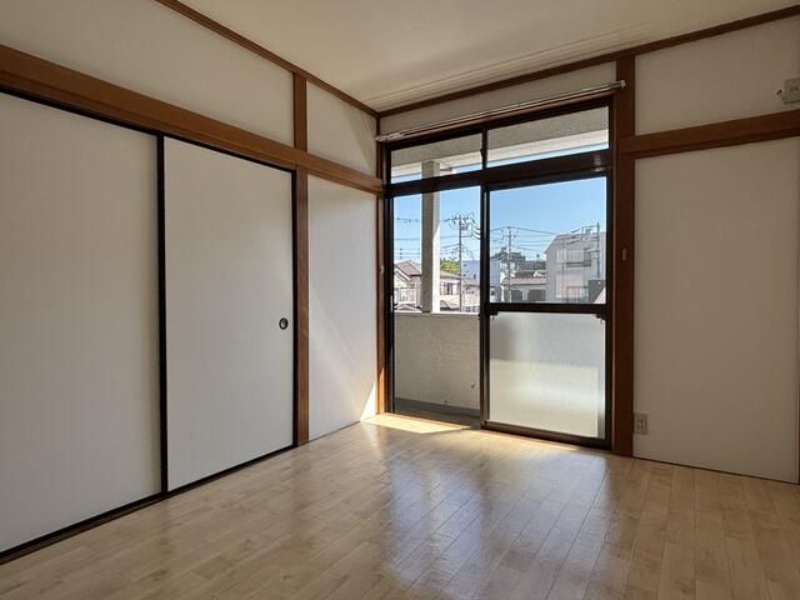 ��ʌ�����s����T���ڂ̃A�p�[�g�̂��̑������E�X�y�[�X