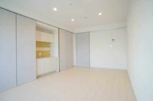 ��ʌ��z�J�s��z�J�R���ڂ̃}���V�����̂��̑������E�X�y�[�X