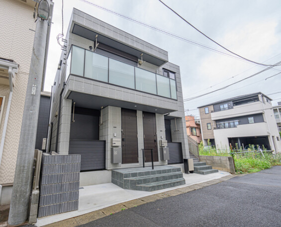 ��ʌ������s�����S���ڂ̃}���V�����̌����O��