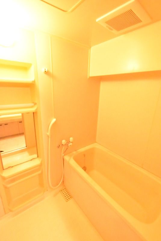 ��ʌ��������܎s�k��听���S���ڂ̃}���V�����̃o�X