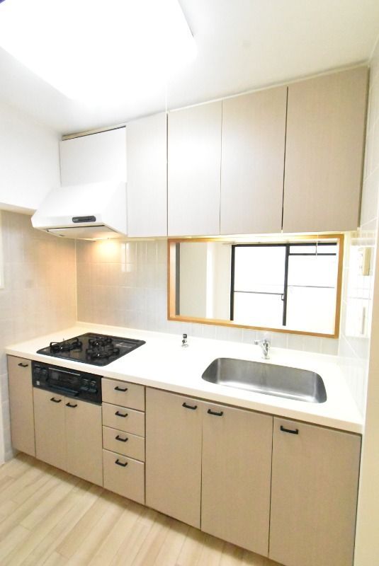 ��ʌ��������܎s�k��听���S���ڂ̃}���V�����̃L�b�`��