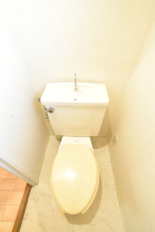 ��ʌ��������܎s�k��听���S���ڂ̃}���V�����̃g�C��