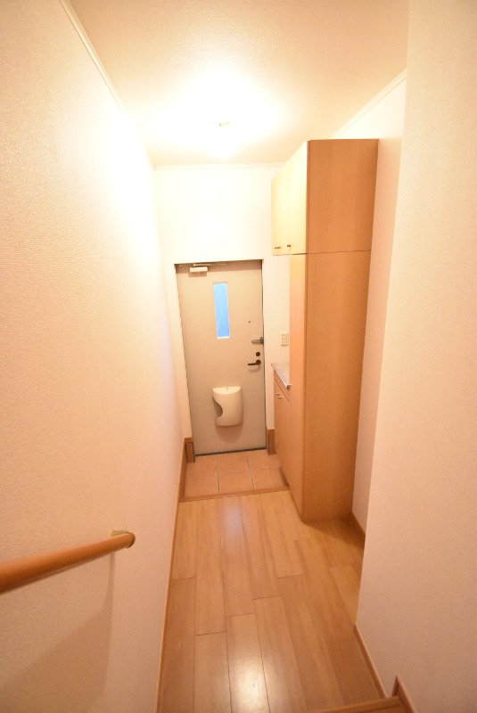 ��ʌ�����s�厚�ΐ_�̃A�p�[�g�̌���