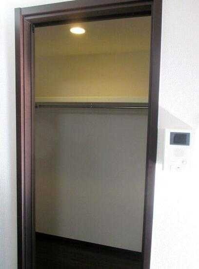 ��ʌ��z�J�s���C�N�^�E���Q���ڂ̃A�p�[�g�̎��[