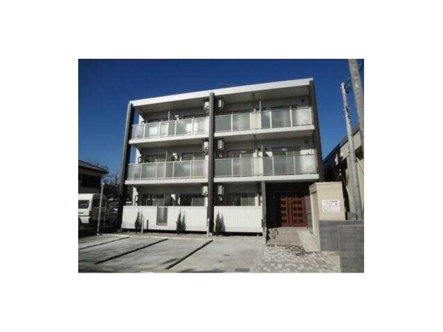 ��ʌ��z�J�s���S���ڂ̃}���V�����̒��ԏ�