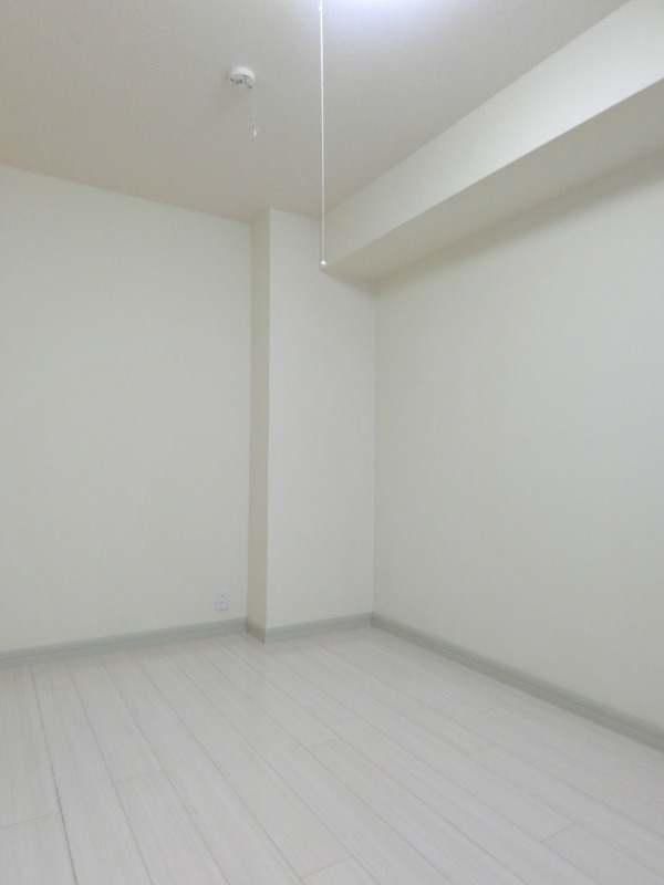 ��ʌ�����s�厚�ΐ_�̃A�p�[�g�̂��̑������E�X�y�[�X