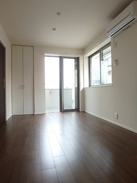 ��ʌ��������܎s�����擌��{�S���ڂ̃}���V�����̋����E���r���O