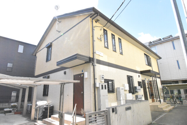 ��ʌ��������܎s��{��g�~���S���ڂ̃A�p�[�g�̌����O��