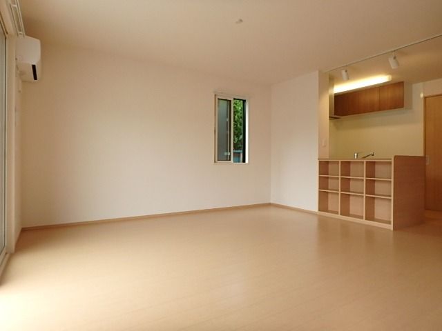 ��ʌ��������܎s��{��g�~���S���ڂ̃A�p�[�g�̂��̑������E�X�y�[�X