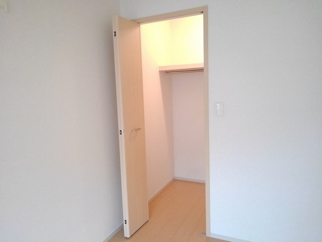 ��ʌ��z�J�s���C�N�^�E���Q���ڂ̃A�p�[�g�̎��[