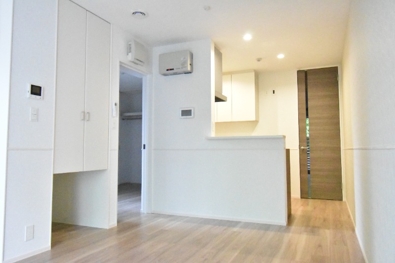 ��ʌ��z�J�s��z�J�T���ڂ̃}���V�����̋��ԁE���r���O