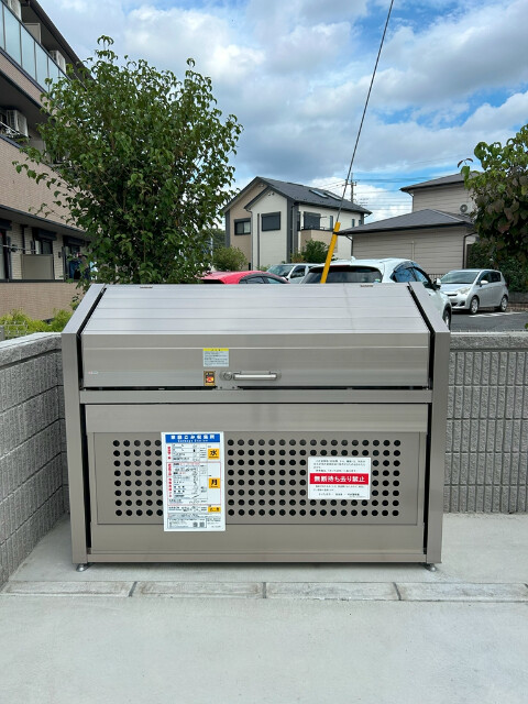 ��ʌ��������܎s���搼��{�R���ڂ̃A�p�[�g�̂��̑�