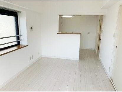 ��ʌ��������܎s�΋擌�Y�a�S���ڂ̃}���V�����̋��ԁE���r���O