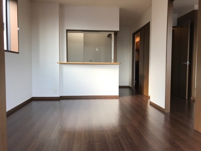 ��ʌ��z�J�s�_�����Q���ڂ̃A�p�[�g�̋��ԁE���r���O