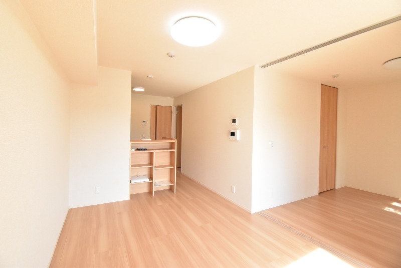 ��ʌ�����s�厚���̃A�p�[�g�̋��ԁE���r���O