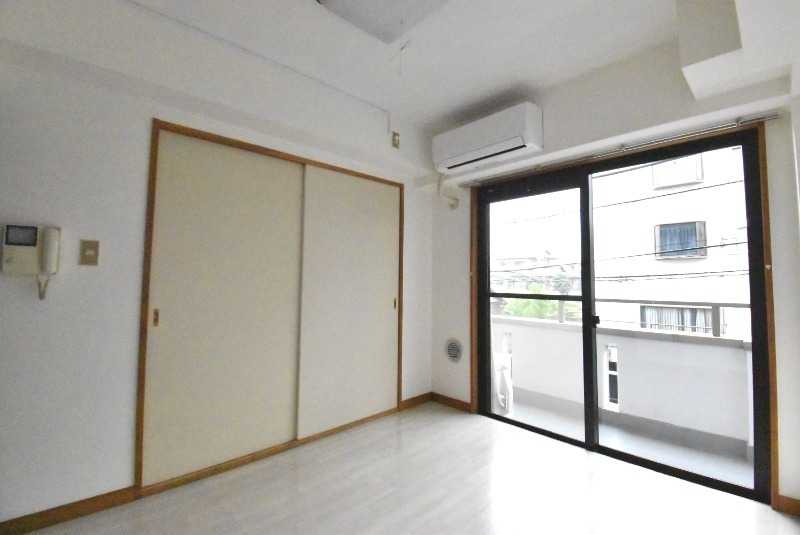 ��ʌ��������܎s�΋擌�Y�a�S���ڂ̃}���V�����̂��̑������E�X�y�[�X