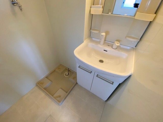 ��ʌ��������܎s�Y�a���؍�S���ڂ̃A�p�[�g�̐��ʏ�