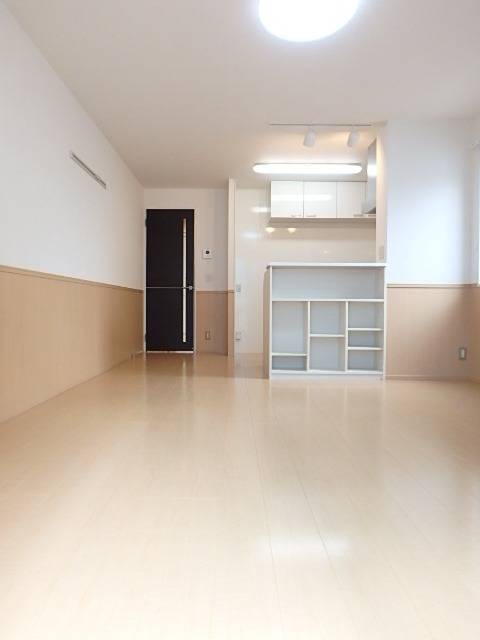 ��ʌ��������܎s�k�擌�听���Q���ڂ̃A�p�[�g�̋��ԁE���r���O