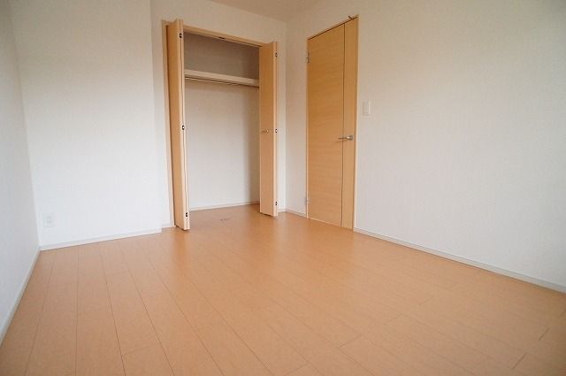 ��ʌ��������܎s�k��ʏ����̃A�p�[�g�̂��̑������E�X�y�[�X