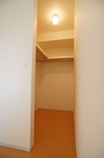 ��ʌ��������܎s�k��ʏ����̃A�p�[�g�̎��[