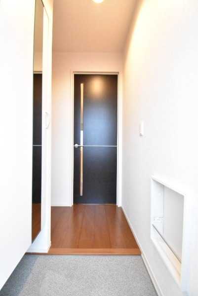 ��ʌ��z�J�s���C�N�^�E���V���ڂ̃A�p�[�g�̌���