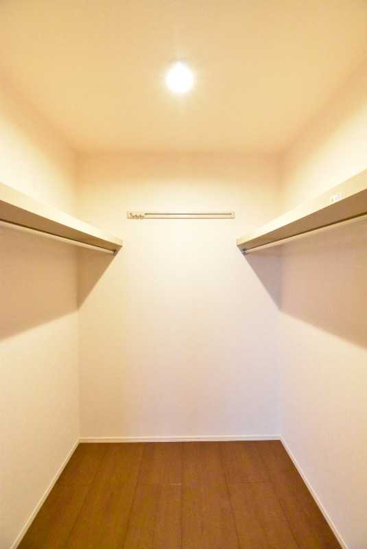 ��ʌ��z�J�s���C�N�^�E���V���ڂ̃A�p�[�g�̎��[