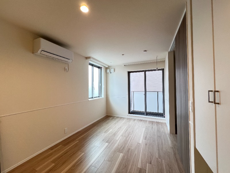 ��ʌ��������܎s�΋擌�Y�a�S���ڂ̃}���V�����̋��ԁE���r���O