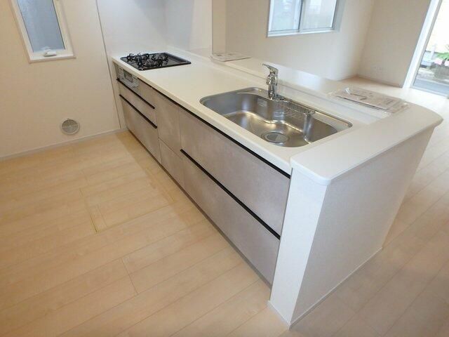 ��ʌ��������܎s��΋�{���Q���ڂ̈�ˌ��ẴL�b�`��