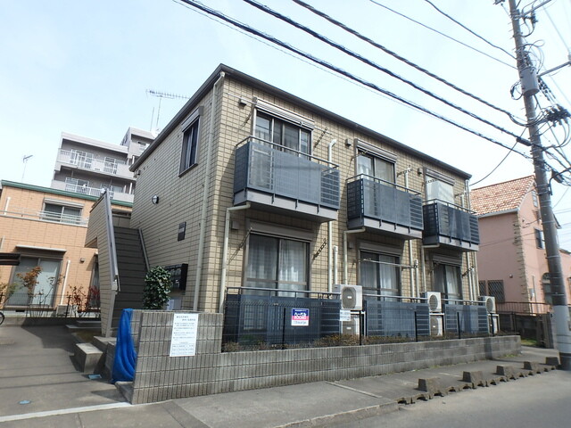 ��ʌ������s�J�˂Q���ڂ̃}���V�����̌����O��