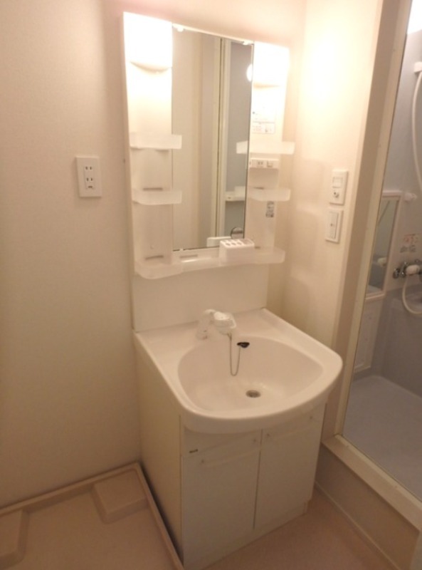 ��ʌ������s�J�˂Q���ڂ̃}���V�����̂��̑�