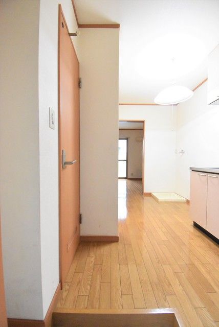 ��ʌ�����s�厚���̃A�p�[�g�̌���