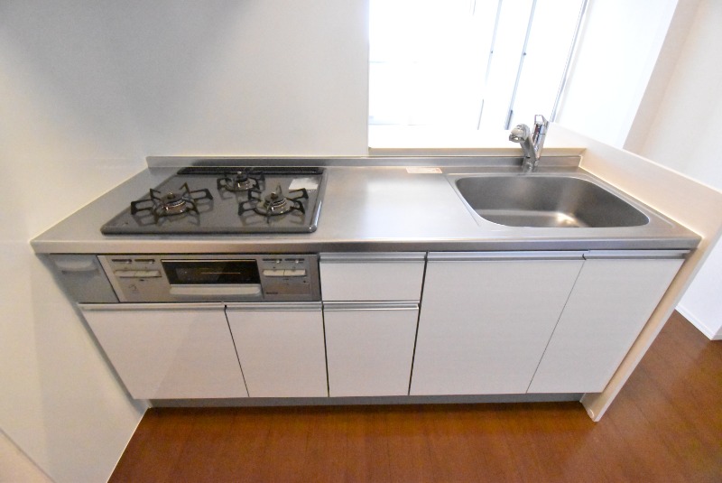 ��ʌ��z�J�s���C�N�^�E���V���ڂ̃A�p�[�g�̃L�b�`��