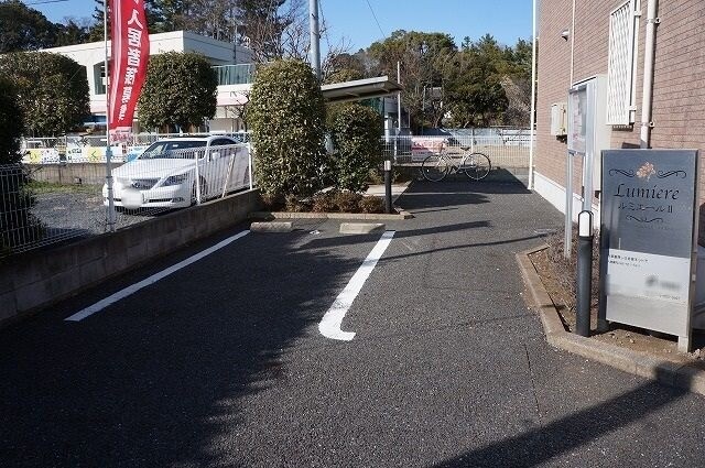 ��ʌ��������܎s����厚��v�ۗ̉Ƃ̃A�p�[�g�̒��ԏ�