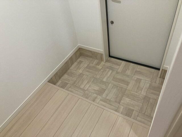 ��ʌ��z�J�s���C�N�^�E���T���ڂ̃A�p�[�g�̌���