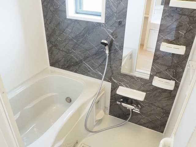 ��ʌ��z�J�s���C�N�^�E���Q���ڂ̃A�p�[�g�̃o�X