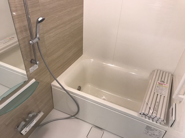 ��ʌ��������܎s������厚�@���̃A�p�[�g�̃o�X