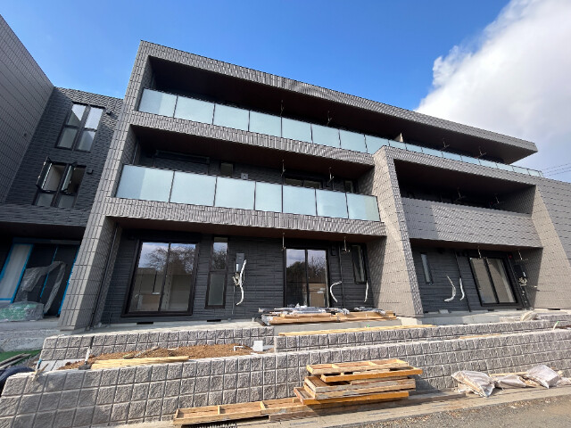 ��ʌ��������܎s�΋�厚�����̃}���V�����̌����O��